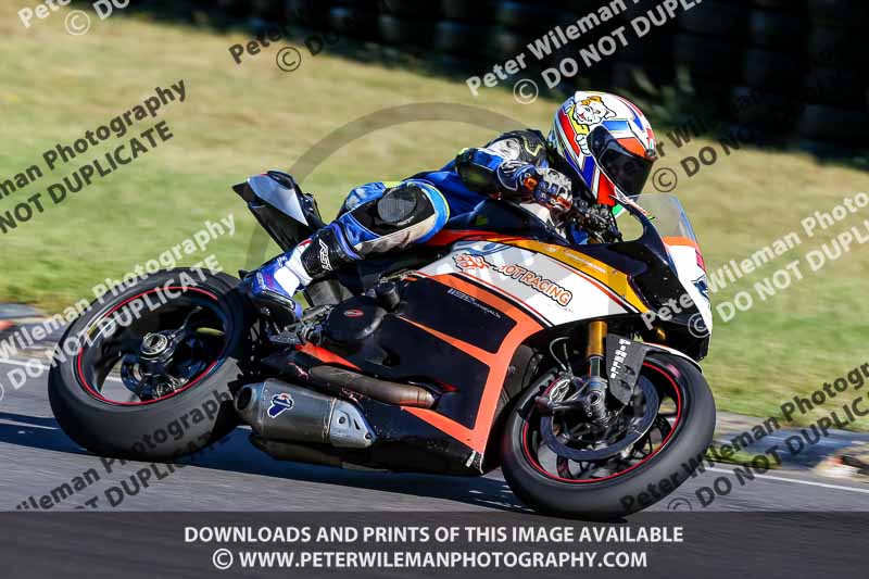 enduro digital images;event digital images;eventdigitalimages;lydden hill;lydden no limits trackday;lydden photographs;lydden trackday photographs;no limits trackdays;peter wileman photography;racing digital images;trackday digital images;trackday photos