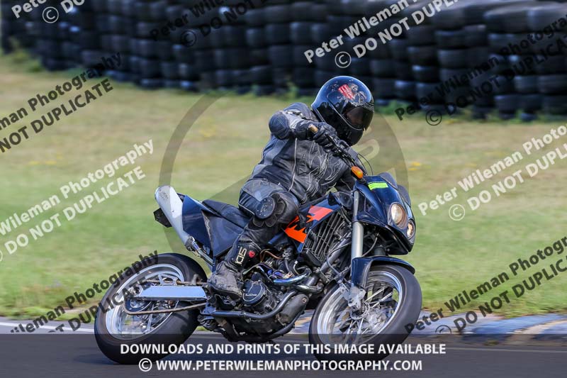 enduro digital images;event digital images;eventdigitalimages;lydden hill;lydden no limits trackday;lydden photographs;lydden trackday photographs;no limits trackdays;peter wileman photography;racing digital images;trackday digital images;trackday photos