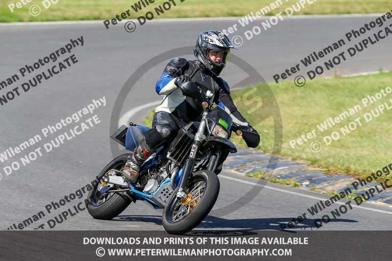 enduro digital images;event digital images;eventdigitalimages;lydden hill;lydden no limits trackday;lydden photographs;lydden trackday photographs;no limits trackdays;peter wileman photography;racing digital images;trackday digital images;trackday photos