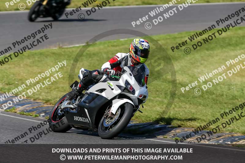 enduro digital images;event digital images;eventdigitalimages;lydden hill;lydden no limits trackday;lydden photographs;lydden trackday photographs;no limits trackdays;peter wileman photography;racing digital images;trackday digital images;trackday photos