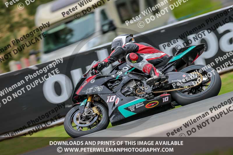 Oulton Park 17 Aug 2018;PJ Motorsport Photography 2018;anglesey;brands hatch;cadwell park;croft;donington park;enduro digital images;event digital images;eventdigitalimages;mallory;no limits;oulton park;peter wileman photography;racing digital images;silverstone;snetterton;trackday digital images;trackday photos;vmcc banbury run;welsh 2 day enduro