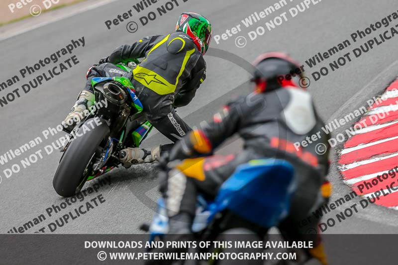 Oulton Park 17 Aug 2018;PJ Motorsport Photography 2018;anglesey;brands hatch;cadwell park;croft;donington park;enduro digital images;event digital images;eventdigitalimages;mallory;no limits;oulton park;peter wileman photography;racing digital images;silverstone;snetterton;trackday digital images;trackday photos;vmcc banbury run;welsh 2 day enduro