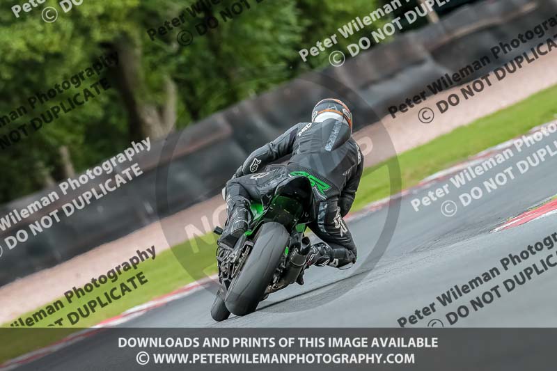 Oulton Park 17 Aug 2018;PJ Motorsport Photography 2018;anglesey;brands hatch;cadwell park;croft;donington park;enduro digital images;event digital images;eventdigitalimages;mallory;no limits;oulton park;peter wileman photography;racing digital images;silverstone;snetterton;trackday digital images;trackday photos;vmcc banbury run;welsh 2 day enduro