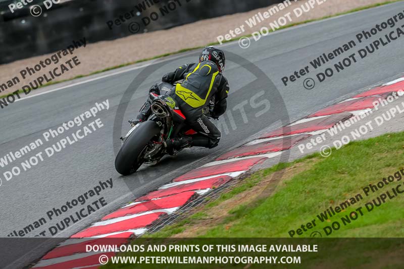 Oulton Park 17 Aug 2018;PJ Motorsport Photography 2018;anglesey;brands hatch;cadwell park;croft;donington park;enduro digital images;event digital images;eventdigitalimages;mallory;no limits;oulton park;peter wileman photography;racing digital images;silverstone;snetterton;trackday digital images;trackday photos;vmcc banbury run;welsh 2 day enduro