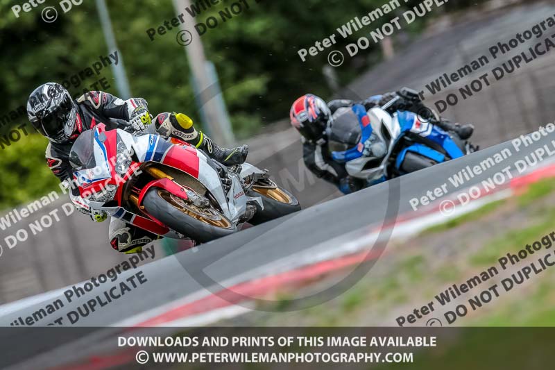 Oulton Park 17 Aug 2018;PJ Motorsport Photography 2018;anglesey;brands hatch;cadwell park;croft;donington park;enduro digital images;event digital images;eventdigitalimages;mallory;no limits;oulton park;peter wileman photography;racing digital images;silverstone;snetterton;trackday digital images;trackday photos;vmcc banbury run;welsh 2 day enduro