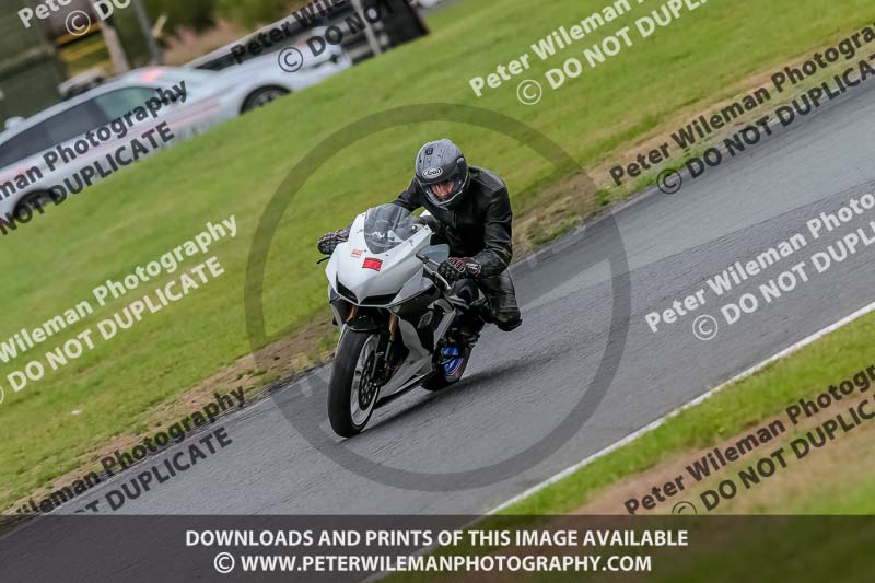 Oulton Park 17 Aug 2018;PJ Motorsport Photography 2018;anglesey;brands hatch;cadwell park;croft;donington park;enduro digital images;event digital images;eventdigitalimages;mallory;no limits;oulton park;peter wileman photography;racing digital images;silverstone;snetterton;trackday digital images;trackday photos;vmcc banbury run;welsh 2 day enduro