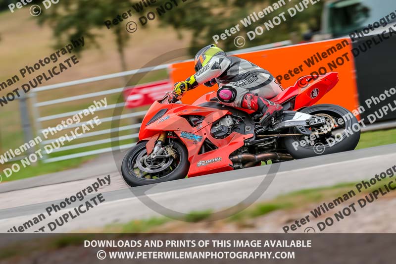 Oulton Park 17 Aug 2018;PJ Motorsport Photography 2018;anglesey;brands hatch;cadwell park;croft;donington park;enduro digital images;event digital images;eventdigitalimages;mallory;no limits;oulton park;peter wileman photography;racing digital images;silverstone;snetterton;trackday digital images;trackday photos;vmcc banbury run;welsh 2 day enduro