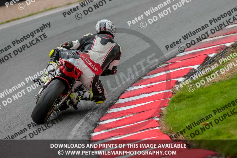 Oulton Park 17 Aug 2018;PJ Motorsport Photography 2018;anglesey;brands hatch;cadwell park;croft;donington park;enduro digital images;event digital images;eventdigitalimages;mallory;no limits;oulton park;peter wileman photography;racing digital images;silverstone;snetterton;trackday digital images;trackday photos;vmcc banbury run;welsh 2 day enduro