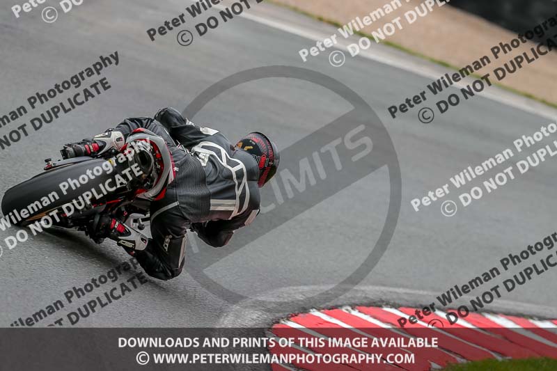 Oulton Park 17 Aug 2018;PJ Motorsport Photography 2018;anglesey;brands hatch;cadwell park;croft;donington park;enduro digital images;event digital images;eventdigitalimages;mallory;no limits;oulton park;peter wileman photography;racing digital images;silverstone;snetterton;trackday digital images;trackday photos;vmcc banbury run;welsh 2 day enduro