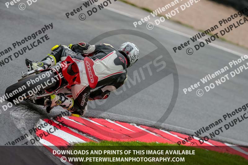 Oulton Park 17 Aug 2018;PJ Motorsport Photography 2018;anglesey;brands hatch;cadwell park;croft;donington park;enduro digital images;event digital images;eventdigitalimages;mallory;no limits;oulton park;peter wileman photography;racing digital images;silverstone;snetterton;trackday digital images;trackday photos;vmcc banbury run;welsh 2 day enduro