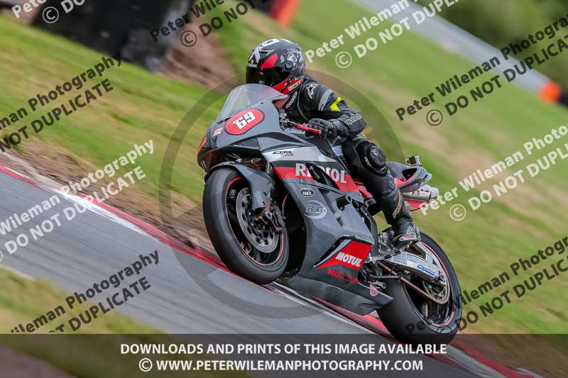 Oulton Park 17 Aug 2018;PJ Motorsport Photography 2018;anglesey;brands hatch;cadwell park;croft;donington park;enduro digital images;event digital images;eventdigitalimages;mallory;no limits;oulton park;peter wileman photography;racing digital images;silverstone;snetterton;trackday digital images;trackday photos;vmcc banbury run;welsh 2 day enduro