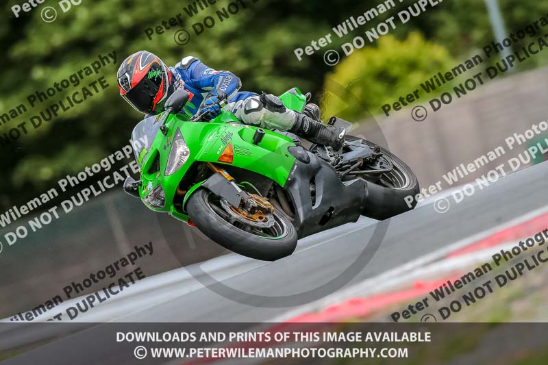 Oulton Park 17 Aug 2018;PJ Motorsport Photography 2018;anglesey;brands hatch;cadwell park;croft;donington park;enduro digital images;event digital images;eventdigitalimages;mallory;no limits;oulton park;peter wileman photography;racing digital images;silverstone;snetterton;trackday digital images;trackday photos;vmcc banbury run;welsh 2 day enduro