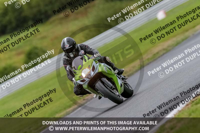 Oulton Park 17 Aug 2018;PJ Motorsport Photography 2018;anglesey;brands hatch;cadwell park;croft;donington park;enduro digital images;event digital images;eventdigitalimages;mallory;no limits;oulton park;peter wileman photography;racing digital images;silverstone;snetterton;trackday digital images;trackday photos;vmcc banbury run;welsh 2 day enduro