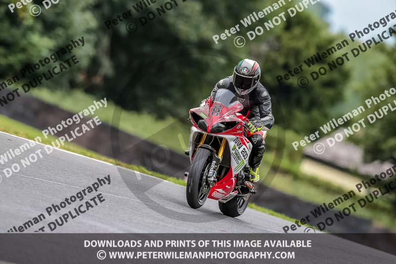 Oulton Park 17 Aug 2018;PJ Motorsport Photography 2018;anglesey;brands hatch;cadwell park;croft;donington park;enduro digital images;event digital images;eventdigitalimages;mallory;no limits;oulton park;peter wileman photography;racing digital images;silverstone;snetterton;trackday digital images;trackday photos;vmcc banbury run;welsh 2 day enduro