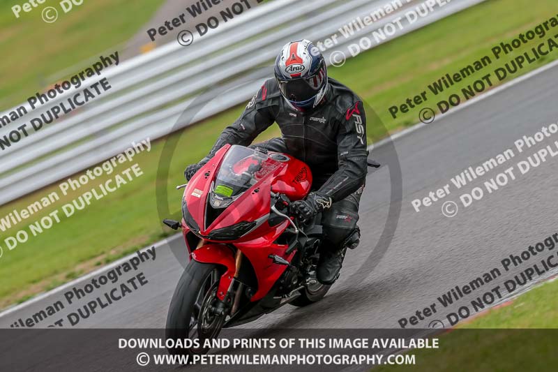 Oulton Park 17 Aug 2018;PJ Motorsport Photography 2018;anglesey;brands hatch;cadwell park;croft;donington park;enduro digital images;event digital images;eventdigitalimages;mallory;no limits;oulton park;peter wileman photography;racing digital images;silverstone;snetterton;trackday digital images;trackday photos;vmcc banbury run;welsh 2 day enduro