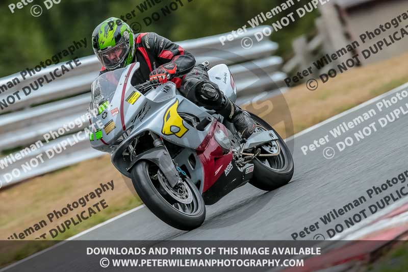 Oulton Park 17 Aug 2018;PJ Motorsport Photography 2018;anglesey;brands hatch;cadwell park;croft;donington park;enduro digital images;event digital images;eventdigitalimages;mallory;no limits;oulton park;peter wileman photography;racing digital images;silverstone;snetterton;trackday digital images;trackday photos;vmcc banbury run;welsh 2 day enduro