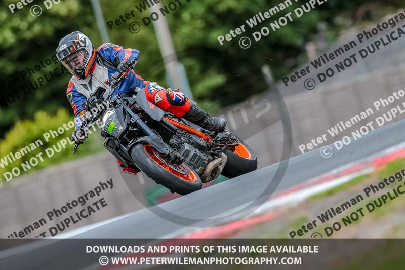 Oulton Park 17 Aug 2018;PJ Motorsport Photography 2018;anglesey;brands hatch;cadwell park;croft;donington park;enduro digital images;event digital images;eventdigitalimages;mallory;no limits;oulton park;peter wileman photography;racing digital images;silverstone;snetterton;trackday digital images;trackday photos;vmcc banbury run;welsh 2 day enduro