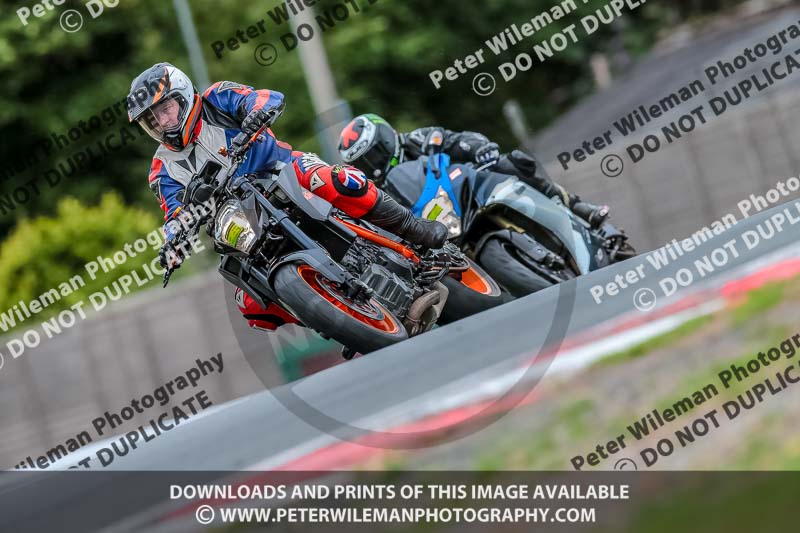 Oulton Park 17 Aug 2018;PJ Motorsport Photography 2018;anglesey;brands hatch;cadwell park;croft;donington park;enduro digital images;event digital images;eventdigitalimages;mallory;no limits;oulton park;peter wileman photography;racing digital images;silverstone;snetterton;trackday digital images;trackday photos;vmcc banbury run;welsh 2 day enduro