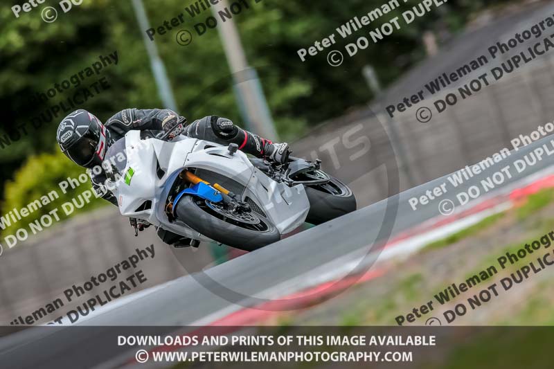 Oulton Park 17 Aug 2018;PJ Motorsport Photography 2018;anglesey;brands hatch;cadwell park;croft;donington park;enduro digital images;event digital images;eventdigitalimages;mallory;no limits;oulton park;peter wileman photography;racing digital images;silverstone;snetterton;trackday digital images;trackday photos;vmcc banbury run;welsh 2 day enduro