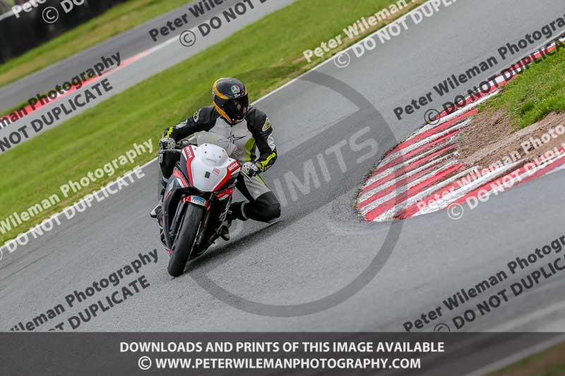 Oulton Park Track Day 18th Aug 2918;PJ Motorsport;anglesey;brands hatch;cadwell park;croft;donington park;enduro digital images;event digital images;eventdigitalimages;mallory;no limits;oulton park;peter wileman photography;racing digital images;silverstone;snetterton;trackday digital images;trackday photos;vmcc banbury run;welsh 2 day enduro