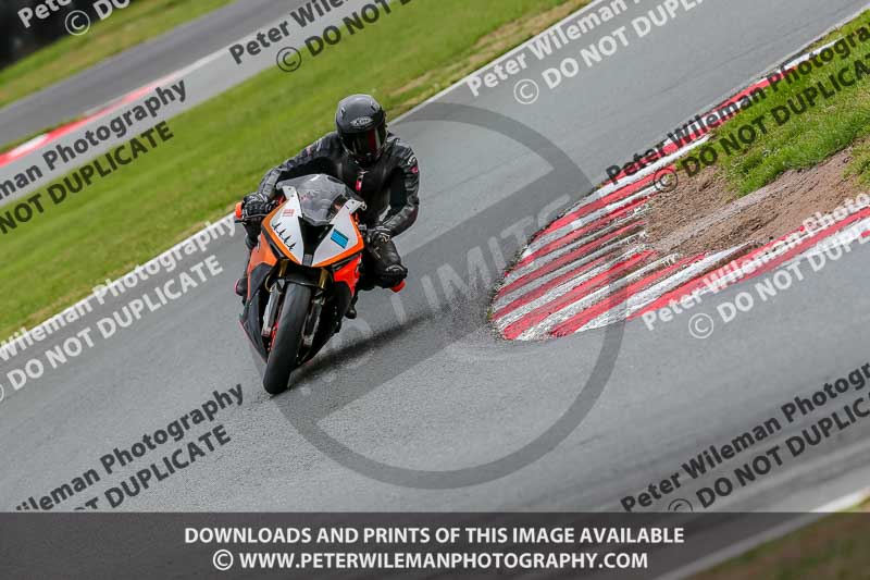 Oulton Park Track Day 18th Aug 2918;PJ Motorsport;anglesey;brands hatch;cadwell park;croft;donington park;enduro digital images;event digital images;eventdigitalimages;mallory;no limits;oulton park;peter wileman photography;racing digital images;silverstone;snetterton;trackday digital images;trackday photos;vmcc banbury run;welsh 2 day enduro