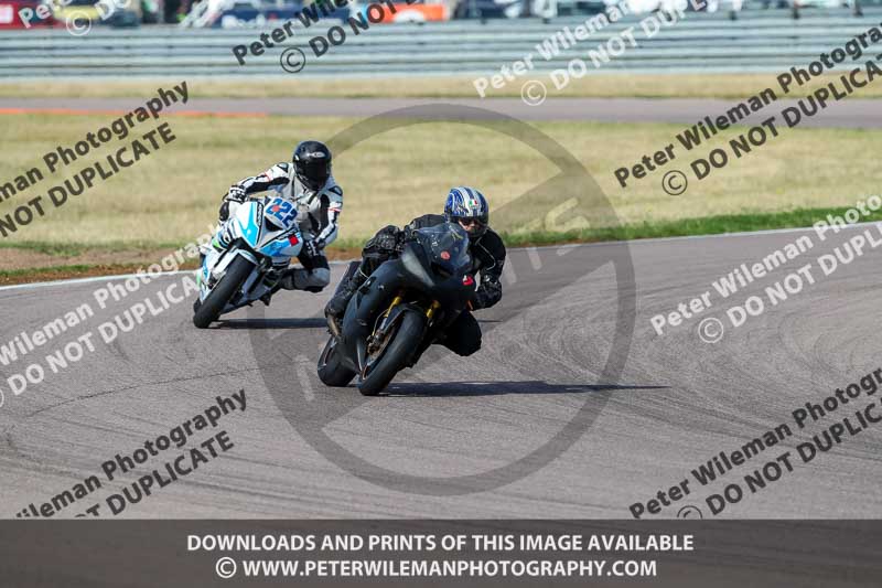 Rockingham no limits trackday;enduro digital images;event digital images;eventdigitalimages;no limits trackdays;peter wileman photography;racing digital images;rockingham raceway northamptonshire;rockingham trackday photographs;trackday digital images;trackday photos