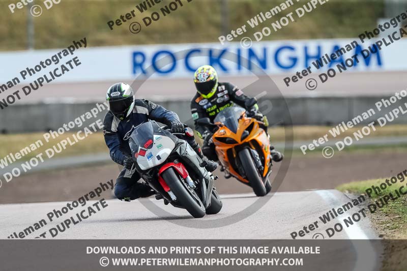 Rockingham no limits trackday;enduro digital images;event digital images;eventdigitalimages;no limits trackdays;peter wileman photography;racing digital images;rockingham raceway northamptonshire;rockingham trackday photographs;trackday digital images;trackday photos