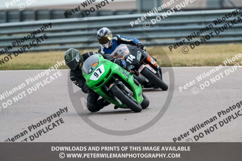 Rockingham no limits trackday;enduro digital images;event digital images;eventdigitalimages;no limits trackdays;peter wileman photography;racing digital images;rockingham raceway northamptonshire;rockingham trackday photographs;trackday digital images;trackday photos