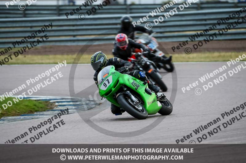 Rockingham no limits trackday;enduro digital images;event digital images;eventdigitalimages;no limits trackdays;peter wileman photography;racing digital images;rockingham raceway northamptonshire;rockingham trackday photographs;trackday digital images;trackday photos