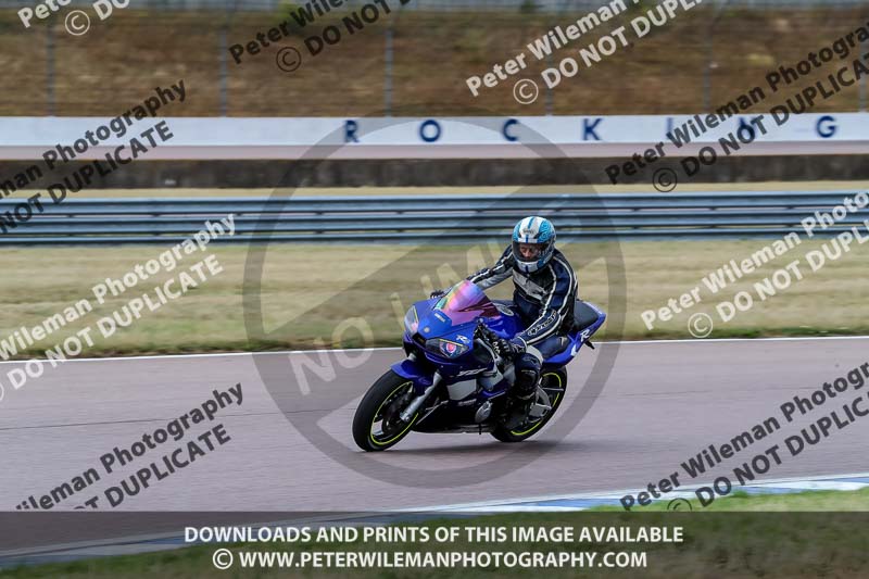 Rockingham no limits trackday;enduro digital images;event digital images;eventdigitalimages;no limits trackdays;peter wileman photography;racing digital images;rockingham raceway northamptonshire;rockingham trackday photographs;trackday digital images;trackday photos