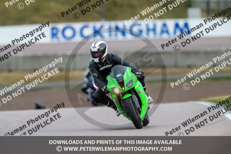 Rockingham no limits trackday;enduro digital images;event digital images;eventdigitalimages;no limits trackdays;peter wileman photography;racing digital images;rockingham raceway northamptonshire;rockingham trackday photographs;trackday digital images;trackday photos