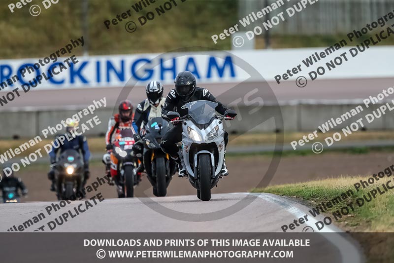 Rockingham no limits trackday;enduro digital images;event digital images;eventdigitalimages;no limits trackdays;peter wileman photography;racing digital images;rockingham raceway northamptonshire;rockingham trackday photographs;trackday digital images;trackday photos