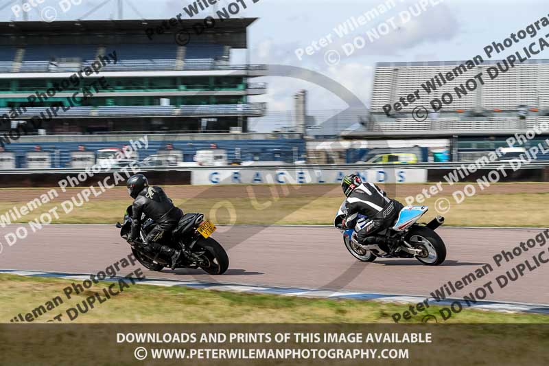 Rockingham no limits trackday;enduro digital images;event digital images;eventdigitalimages;no limits trackdays;peter wileman photography;racing digital images;rockingham raceway northamptonshire;rockingham trackday photographs;trackday digital images;trackday photos