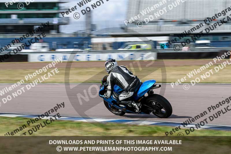 Rockingham no limits trackday;enduro digital images;event digital images;eventdigitalimages;no limits trackdays;peter wileman photography;racing digital images;rockingham raceway northamptonshire;rockingham trackday photographs;trackday digital images;trackday photos