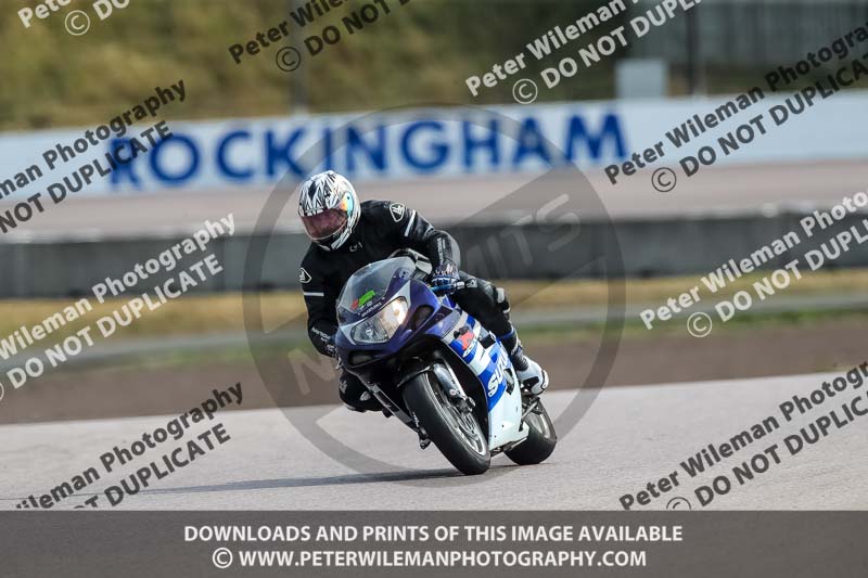 Rockingham no limits trackday;enduro digital images;event digital images;eventdigitalimages;no limits trackdays;peter wileman photography;racing digital images;rockingham raceway northamptonshire;rockingham trackday photographs;trackday digital images;trackday photos