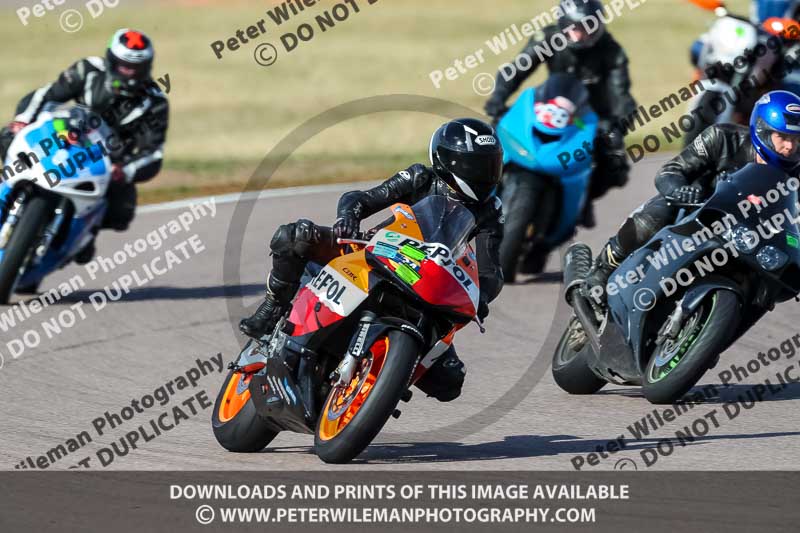 Rockingham no limits trackday;enduro digital images;event digital images;eventdigitalimages;no limits trackdays;peter wileman photography;racing digital images;rockingham raceway northamptonshire;rockingham trackday photographs;trackday digital images;trackday photos