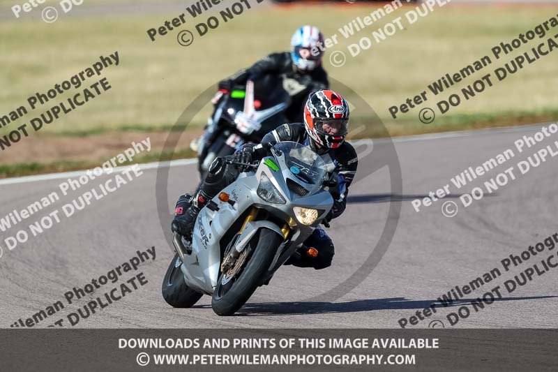 Rockingham no limits trackday;enduro digital images;event digital images;eventdigitalimages;no limits trackdays;peter wileman photography;racing digital images;rockingham raceway northamptonshire;rockingham trackday photographs;trackday digital images;trackday photos