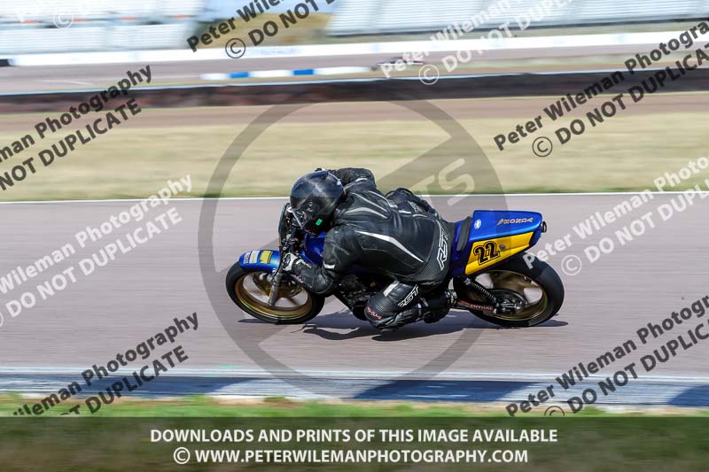 Rockingham no limits trackday;enduro digital images;event digital images;eventdigitalimages;no limits trackdays;peter wileman photography;racing digital images;rockingham raceway northamptonshire;rockingham trackday photographs;trackday digital images;trackday photos