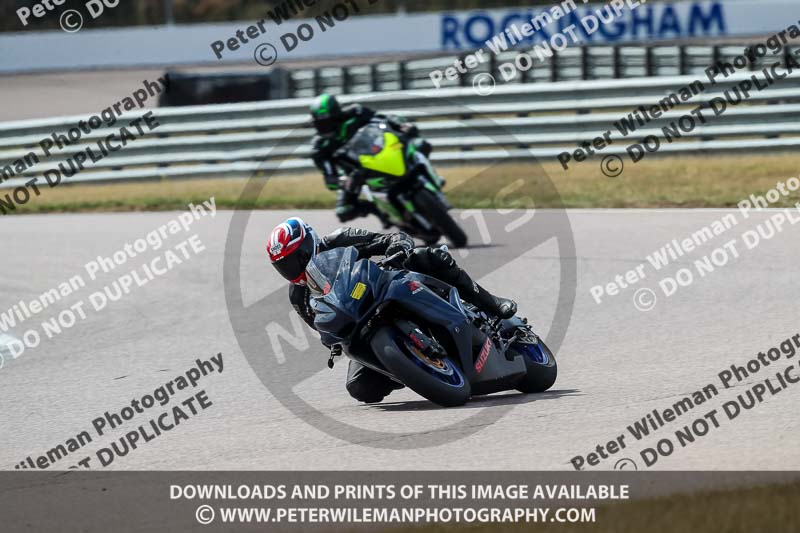 Rockingham no limits trackday;enduro digital images;event digital images;eventdigitalimages;no limits trackdays;peter wileman photography;racing digital images;rockingham raceway northamptonshire;rockingham trackday photographs;trackday digital images;trackday photos