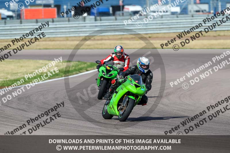 Rockingham no limits trackday;enduro digital images;event digital images;eventdigitalimages;no limits trackdays;peter wileman photography;racing digital images;rockingham raceway northamptonshire;rockingham trackday photographs;trackday digital images;trackday photos