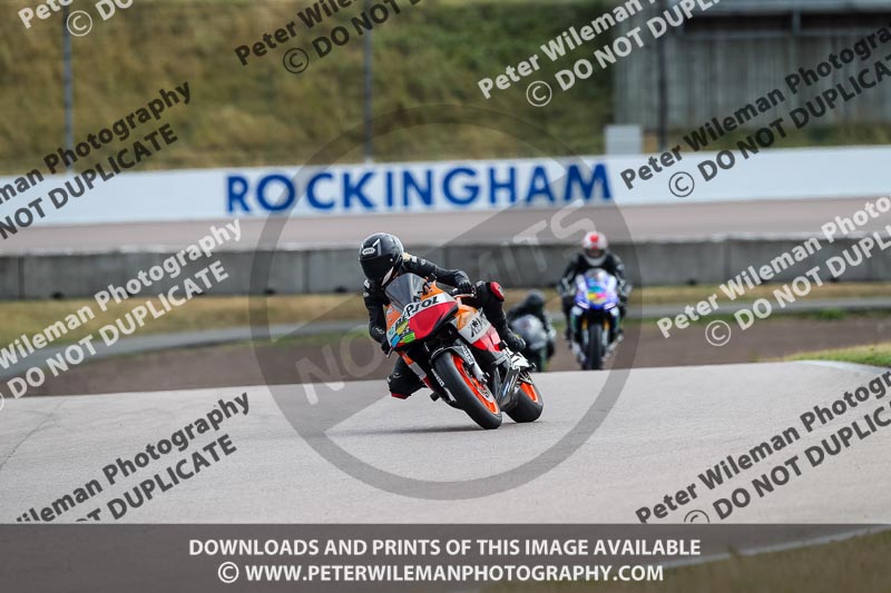 Rockingham no limits trackday;enduro digital images;event digital images;eventdigitalimages;no limits trackdays;peter wileman photography;racing digital images;rockingham raceway northamptonshire;rockingham trackday photographs;trackday digital images;trackday photos