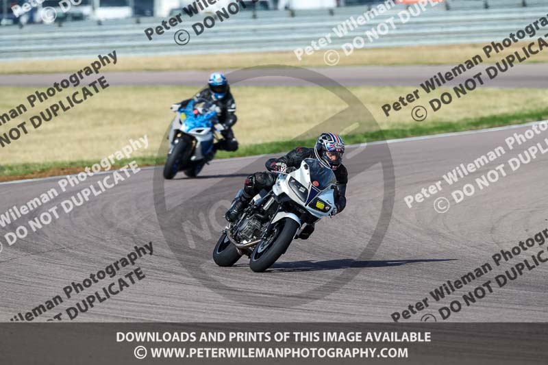 Rockingham no limits trackday;enduro digital images;event digital images;eventdigitalimages;no limits trackdays;peter wileman photography;racing digital images;rockingham raceway northamptonshire;rockingham trackday photographs;trackday digital images;trackday photos