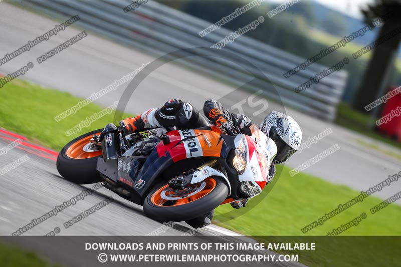 enduro digital images;event digital images;eventdigitalimages;no limits trackdays;peter wileman photography;racing digital images;snetterton;snetterton no limits trackday;snetterton photographs;snetterton trackday photographs;trackday digital images;trackday photos