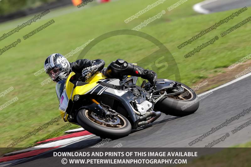 anglesey;brands hatch;cadwell park;croft;donington park;enduro digital images;event digital images;eventdigitalimages;mallory;no limits;oulton park;peter wileman photography;racing digital images;silverstone;snetterton;trackday digital images;trackday photos;vmcc banbury run;welsh 2 day enduro