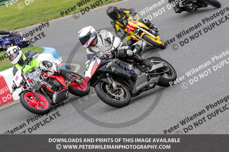 enduro digital images;event digital images;eventdigitalimages;mallory park;mallory park photographs;mallory park trackday;mallory park trackday photographs;no limits trackdays;peter wileman photography;racing digital images;trackday digital images;trackday photos