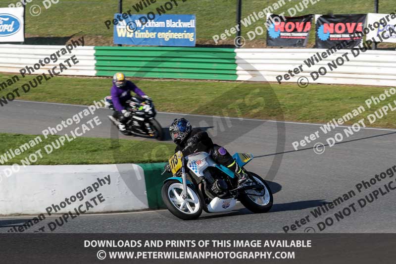 enduro digital images;event digital images;eventdigitalimages;mallory park;mallory park photographs;mallory park trackday;mallory park trackday photographs;no limits trackdays;peter wileman photography;racing digital images;trackday digital images;trackday photos