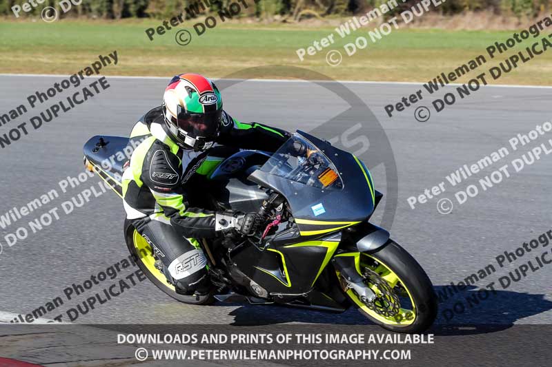 enduro digital images;event digital images;eventdigitalimages;no limits trackdays;peter wileman photography;racing digital images;snetterton;snetterton no limits trackday;snetterton photographs;snetterton trackday photographs;trackday digital images;trackday photos