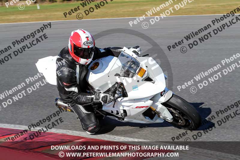 enduro digital images;event digital images;eventdigitalimages;no limits trackdays;peter wileman photography;racing digital images;snetterton;snetterton no limits trackday;snetterton photographs;snetterton trackday photographs;trackday digital images;trackday photos