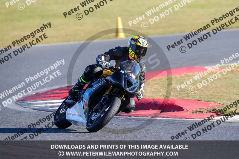 enduro digital images;event digital images;eventdigitalimages;no limits trackdays;peter wileman photography;racing digital images;snetterton;snetterton no limits trackday;snetterton photographs;snetterton trackday photographs;trackday digital images;trackday photos