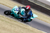 Rockingham-no-limits-trackday;enduro-digital-images;event-digital-images;eventdigitalimages;no-limits-trackdays;peter-wileman-photography;racing-digital-images;rockingham-raceway-northamptonshire;rockingham-trackday-photographs;trackday-digital-images;trackday-photos